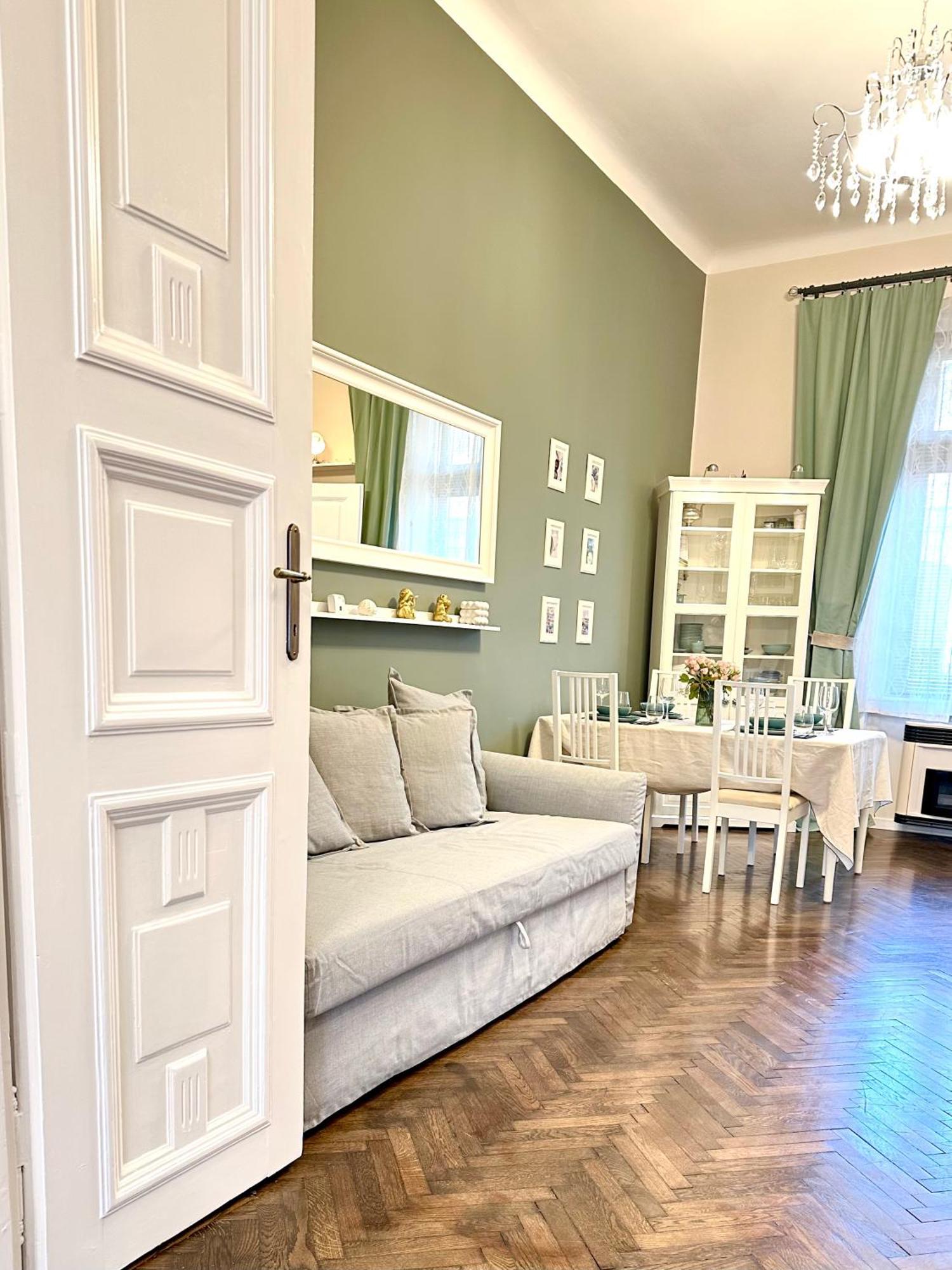 The Spot With Green Chair - Cozy Space Near Danube Budapeşte Dış mekan fotoğraf
